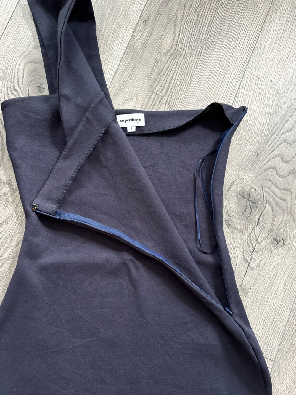 Superdown Asymmetrical One-Shoulder Navy Blue Bodycon Mini Dress | Size Small - Picture 4 of 10